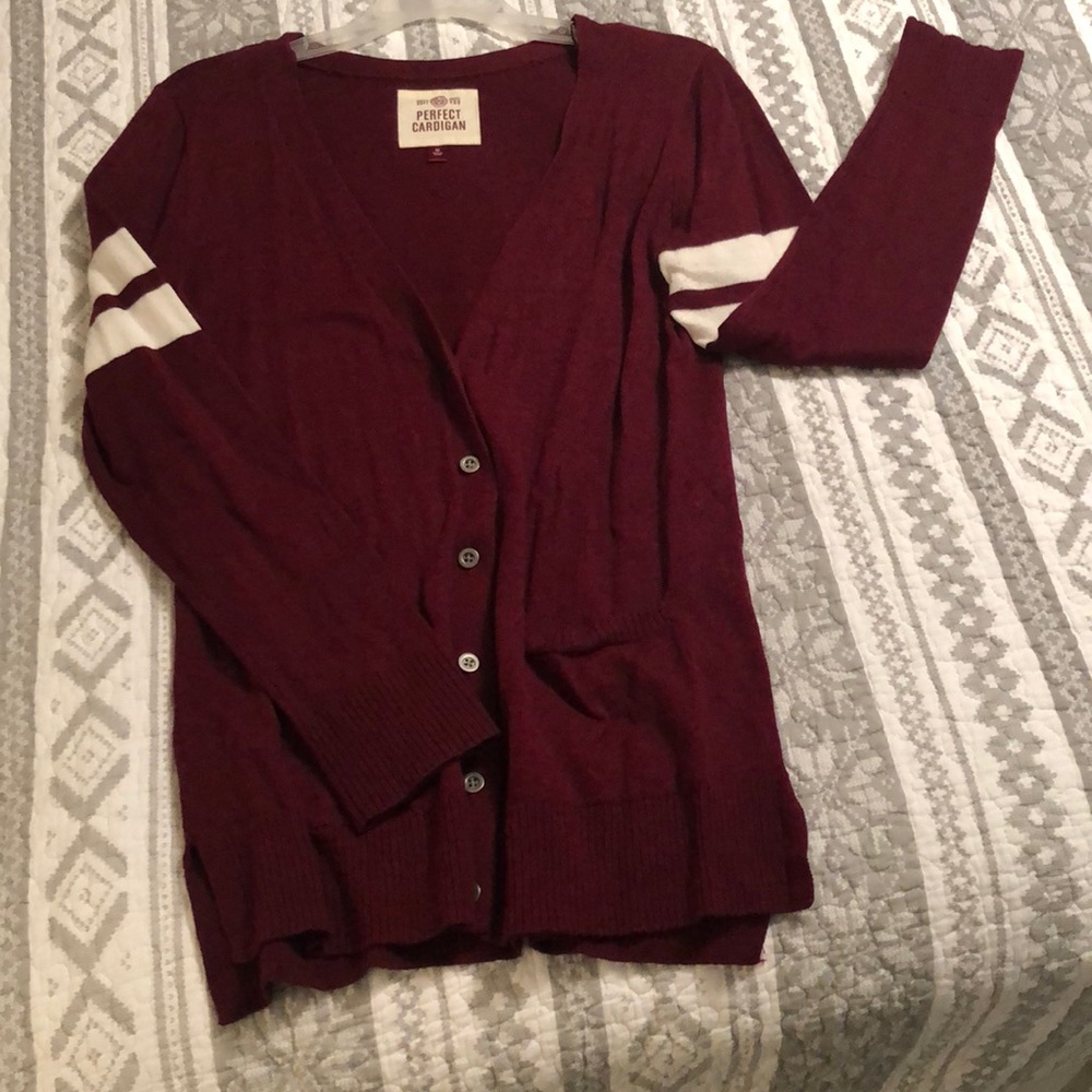 maroon and white cardigan